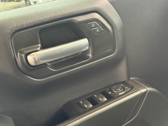 Certified 2026 Chevrolet Silverado 1500 Custom AWD/4WD image 17