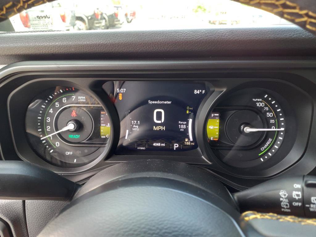 Used 2024 Jeep Wrangler Unlimited w/ Convenience Group AWD/4WD image 13