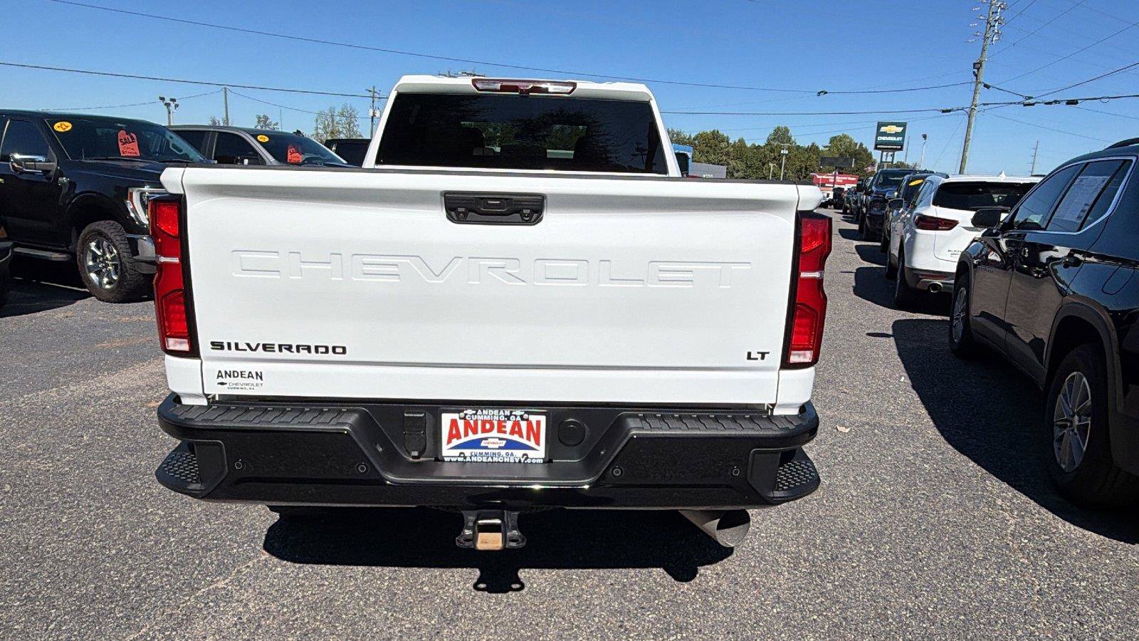 Used 2025 Chevrolet Silverado 2500 LT w/ Trail Boss Package AWD/4WD image 9