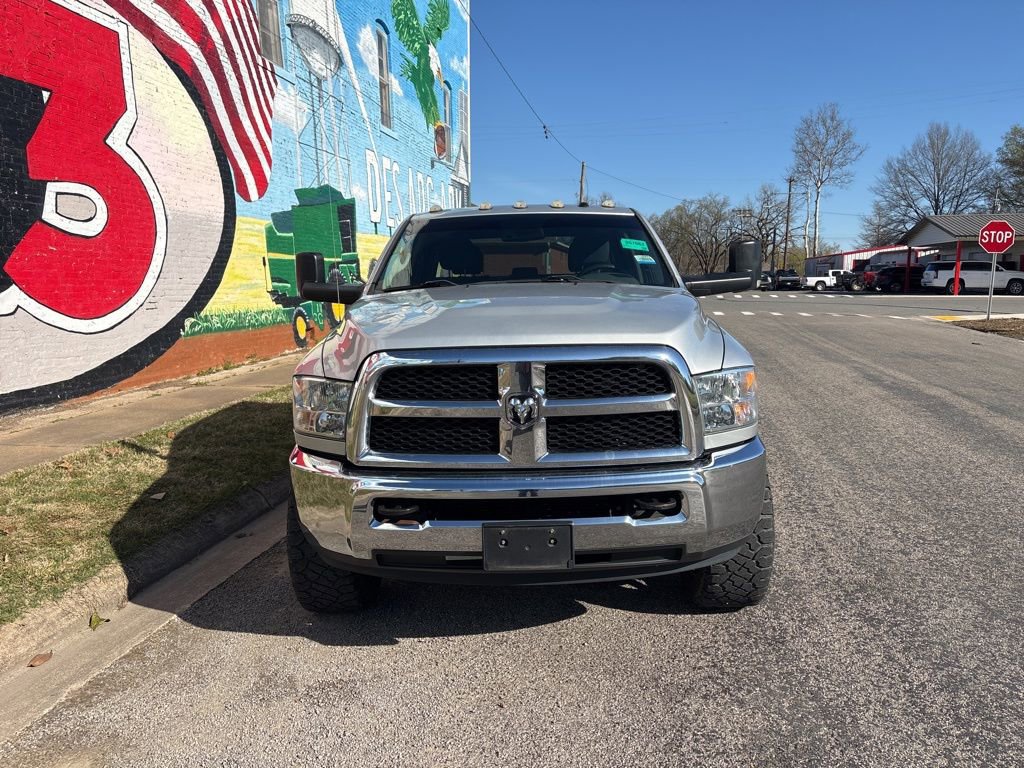 Used 2018 RAM 2500 Tradesman w/ Chrome Appearance Group image 9