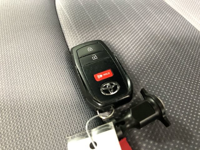 Used 2023 Toyota Corolla Cross AWD Hybrid image 29