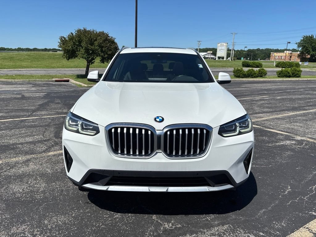 Used 2023 BMW X3 xDrive30i AWD/4WD image 2