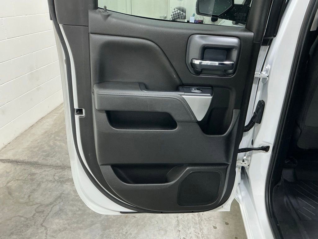 Used 2018 Chevrolet Silverado 1500 LT w/ Trailering Package image 21