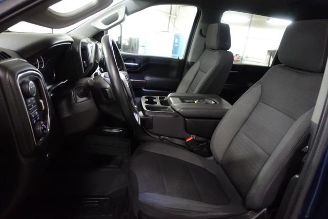 Used 2022 Chevrolet Silverado 2500 LT w/ Convenience Package image 10