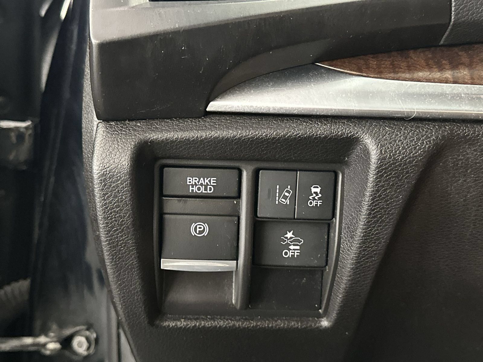 Used 2019 Acura MDX SH-AWD image 18