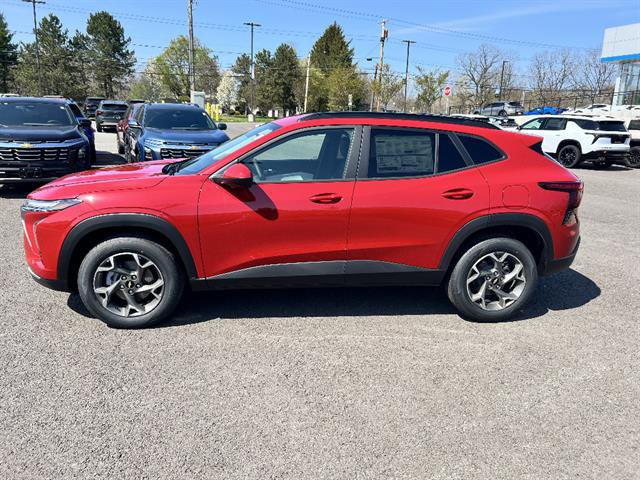 New 2026 Chevrolet Trax LT FWD image 2
