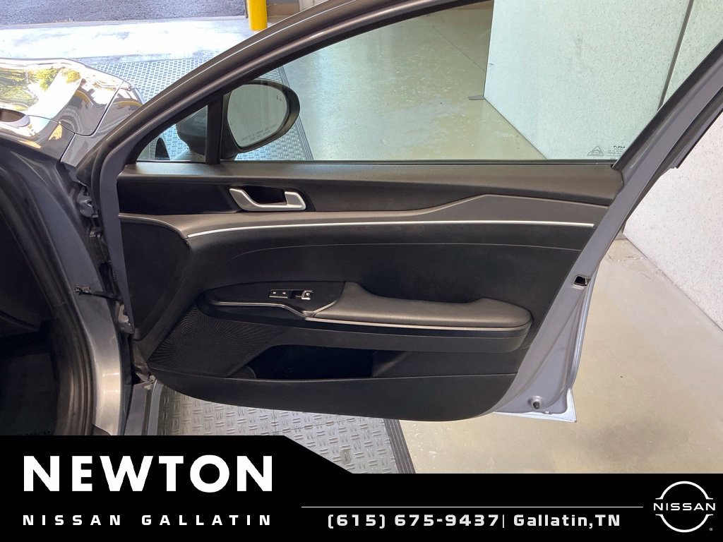 Used 2022 Kia K5 LXS FWD image 34