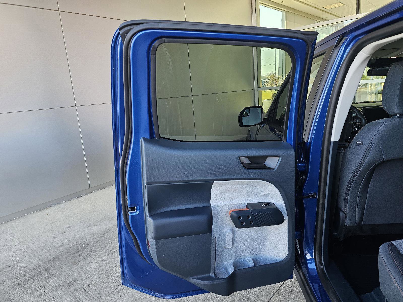 Used 2024 Ford Maverick XLT w/ XLT Luxury Package AWD/4WD image 16