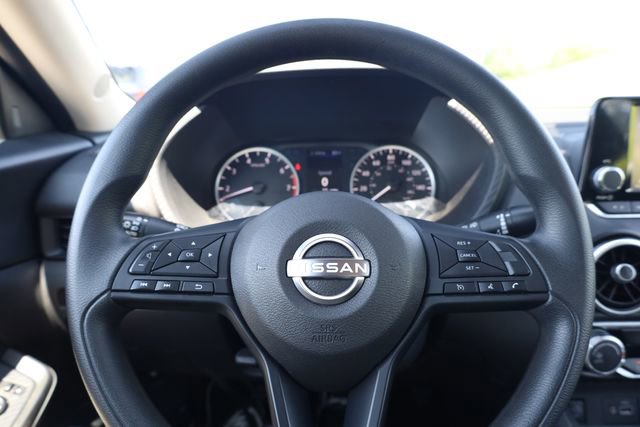 Used 2025 Nissan Sentra S FWD image 13