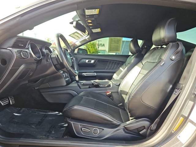 Used 2018 Ford Mustang GT Premium w/ GT Performance Package RWD image 16