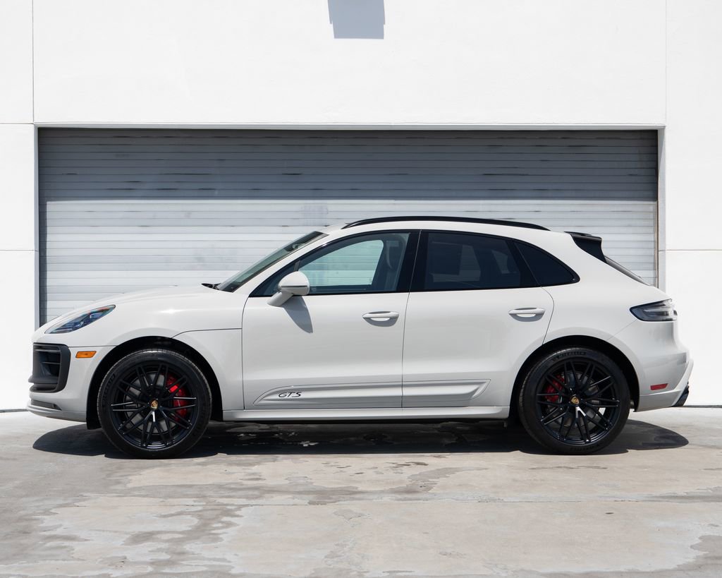 New 2026 Porsche Macan GTS AWD/4WD image 2