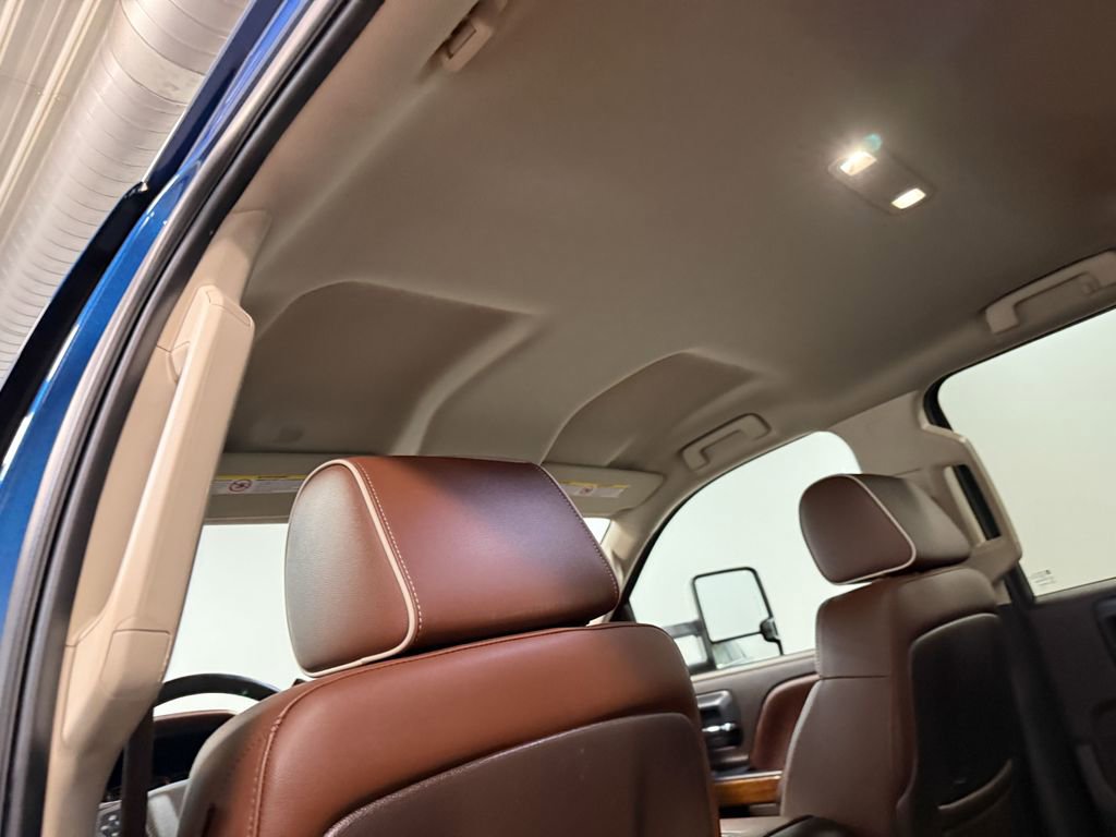 Used 2015 Chevrolet Silverado 2500 High Country w/ Duramax Plus Package image 11