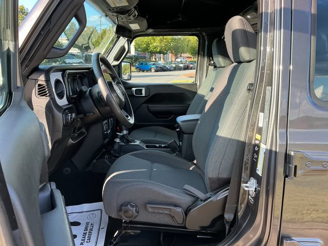 Used 2024 Jeep Gladiator Sport AWD/4WD image 13