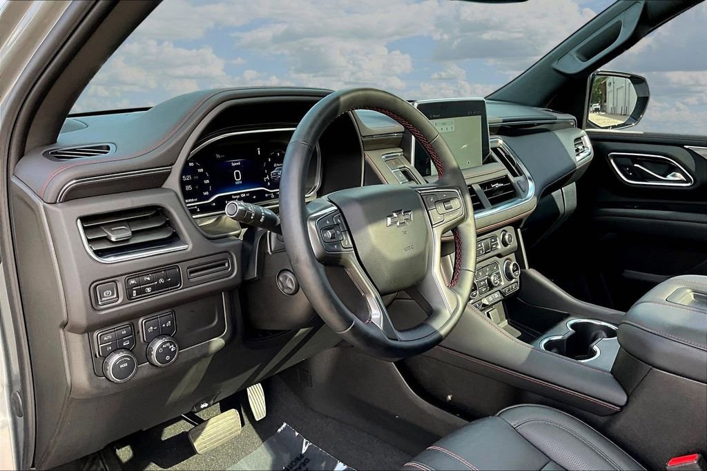 Used 2023 Chevrolet Tahoe RST w/ Luxury Package AWD/4WD image 19