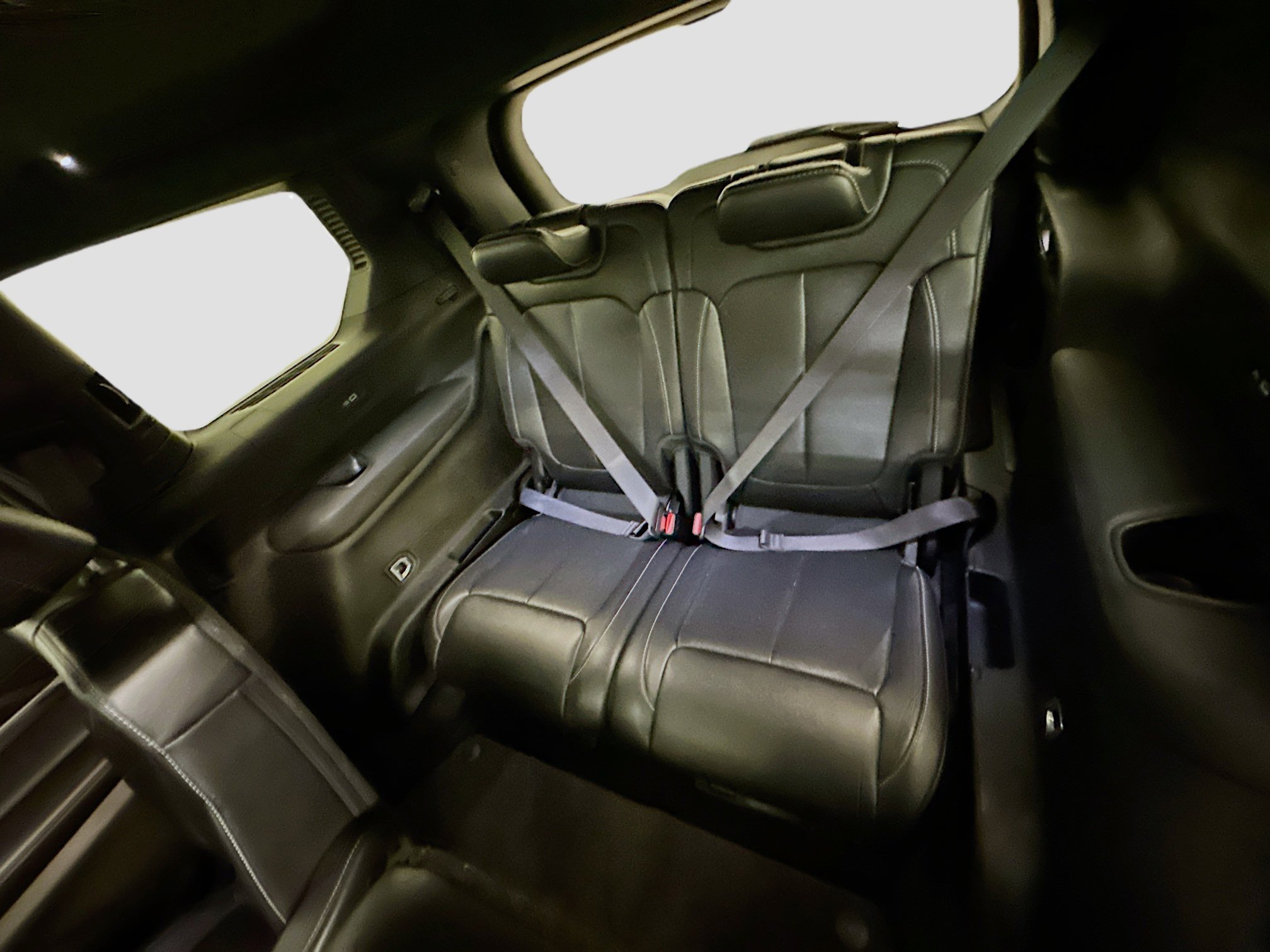 Used 2024 Jeep Grand Cherokee L Limited w/ Luxury Tech Group II image 31