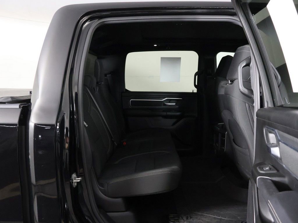 Used 2025 RAM 1500 Big Horn AWD/4WD image 34