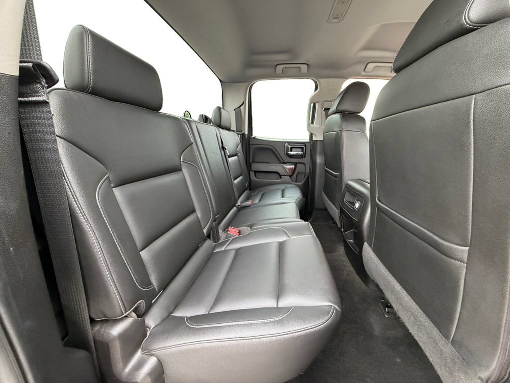 Used 2018 GMC Sierra 2500 SLT w/ Suspension Package, Off-Road AWD/4WD image 20