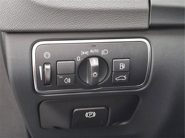 Used 2017 Volvo S60 T5 Dynamic w/ Vision Package image 21