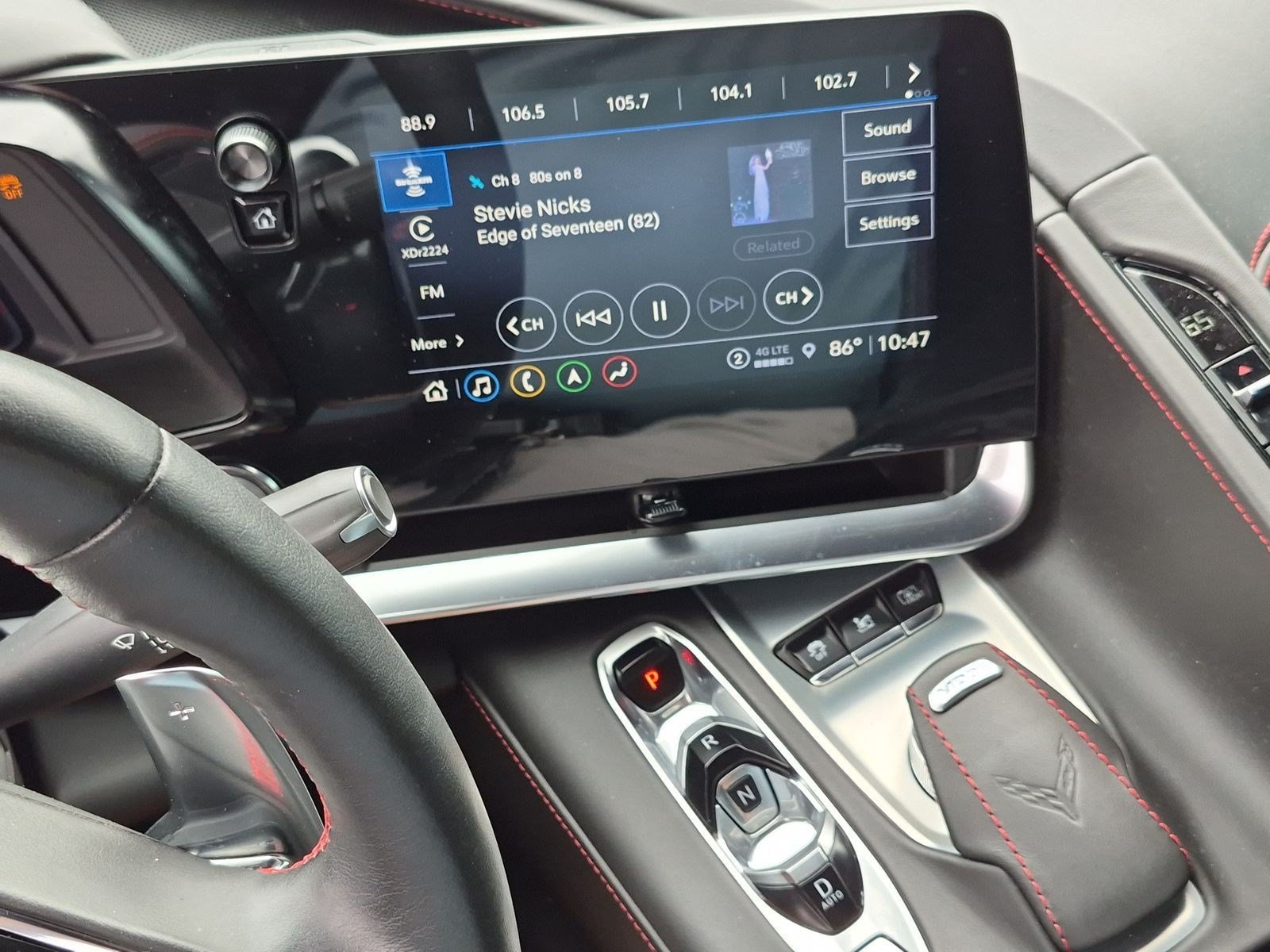 Used 2021 Chevrolet Corvette Stingray Premium Cpe w/ Z51 Performance Package RWD image 29