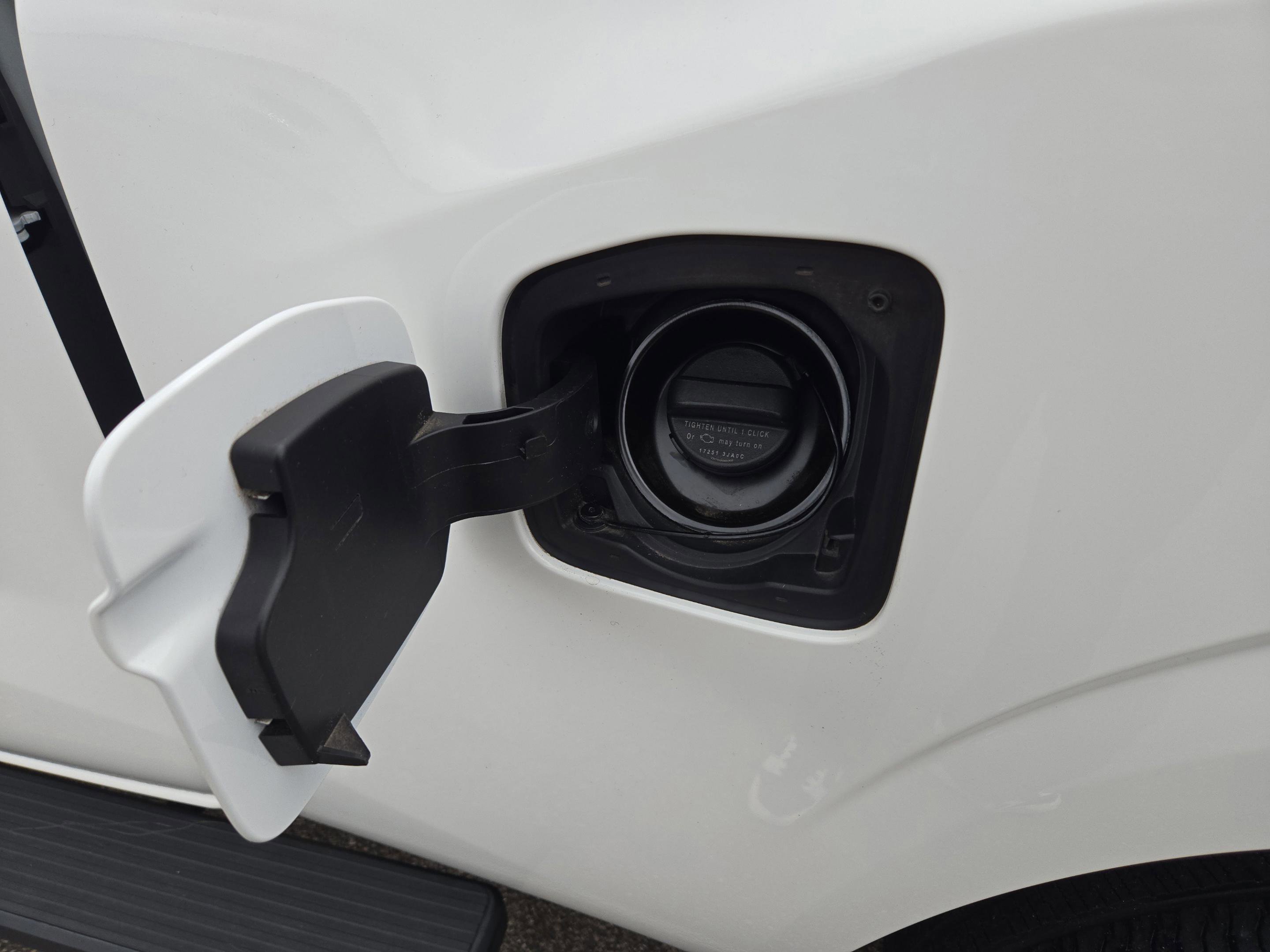 Used 2023 Nissan Frontier S image 11