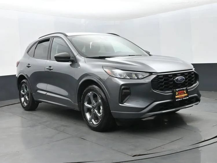 Used 2024 Ford Escape ST-Line FWD image 2