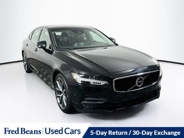 Used 2019 Volvo S90 T6 Momentum w/ Advanced Package