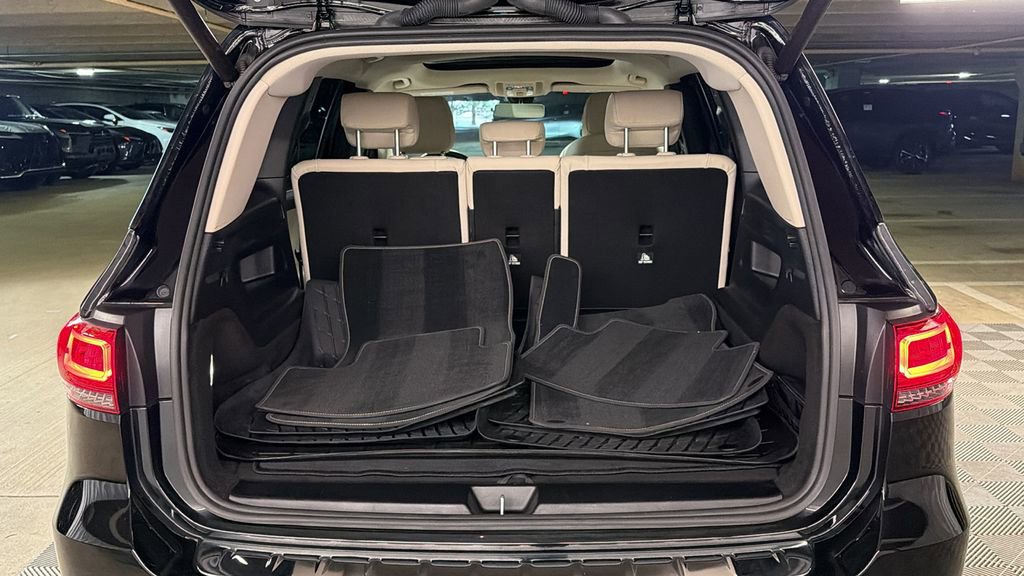 Used 2021 Mercedes-Benz GLB 250 4MATIC image 14