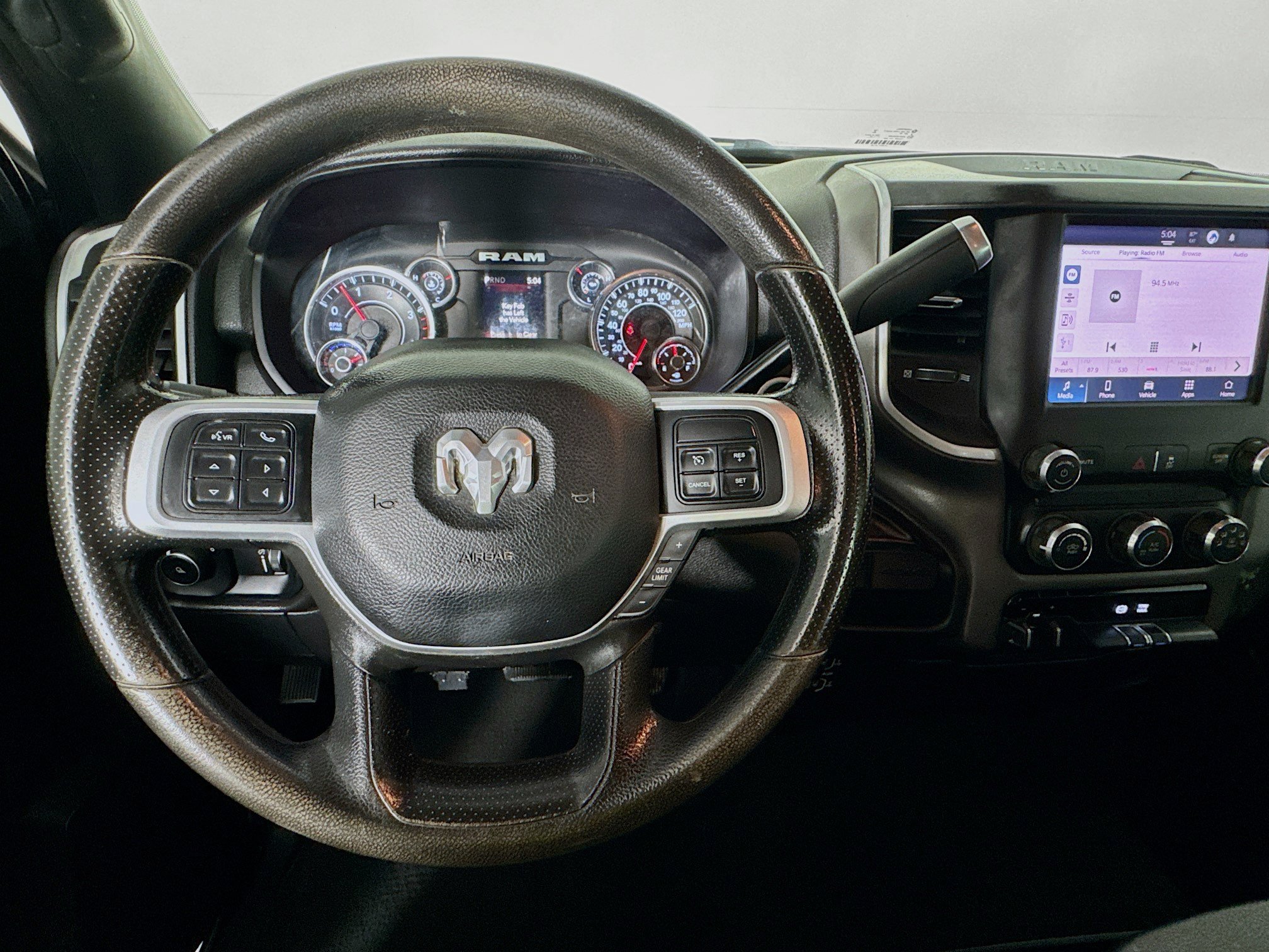 Used 2022 RAM 2500 Big Horn AWD/4WD image 10