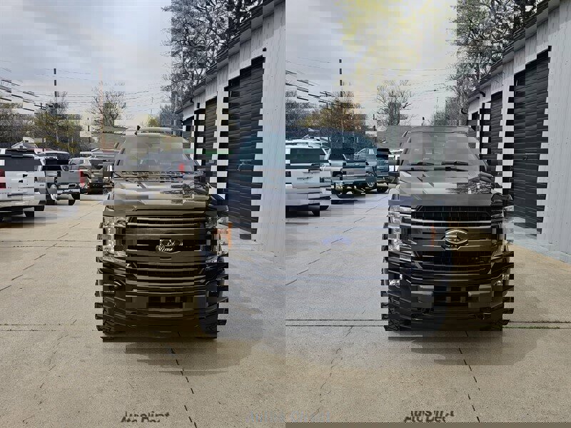 Used 2019 Ford F150 XLT w/ Equipment Group 302A Luxury image 15