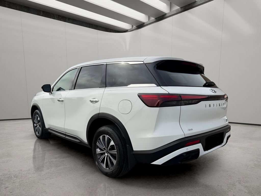 Used 2024 INFINITI QX60 Pure image 3