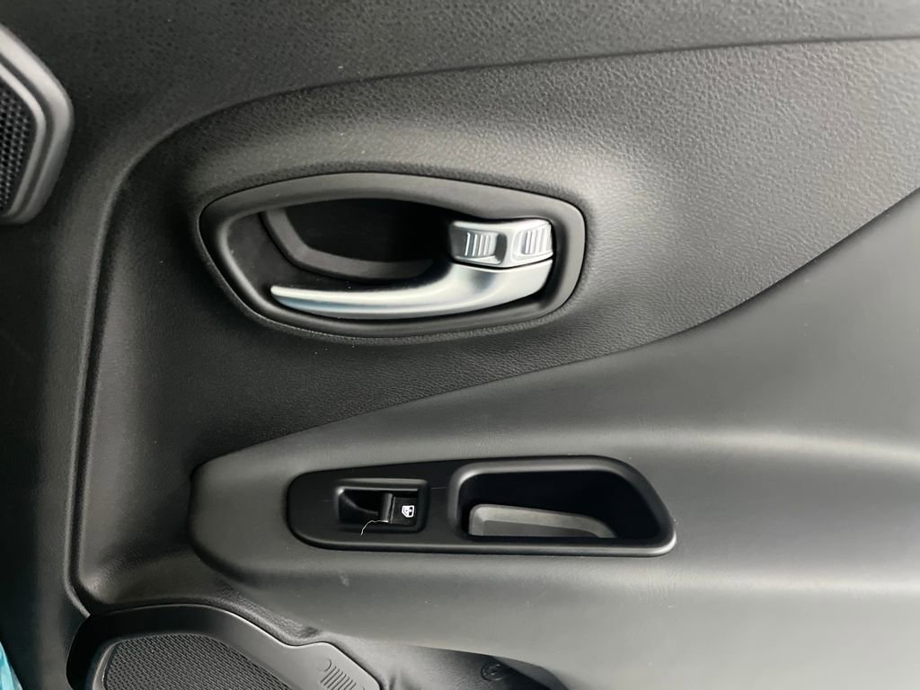 Used 2022 Jeep Renegade Trailhawk w/ Sun/Sound Group image 59