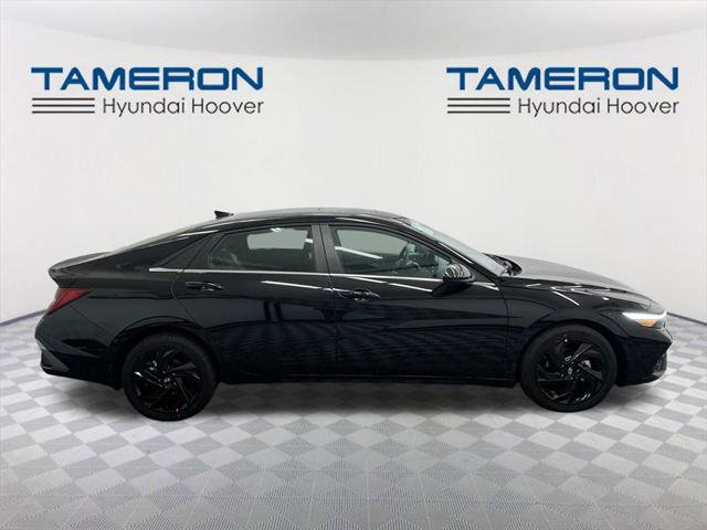 New 2026 Hyundai Elantra SEL Sport image 6