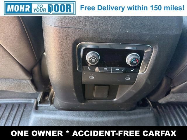 Used 2023 Chevrolet Suburban Z71 w/ Luxury Package image 33