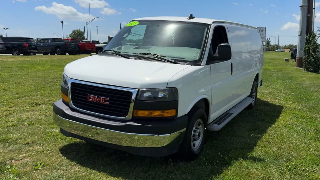 Used 2024 GMC Savana 2500 w/ Driver Convenience Package RWD video 2