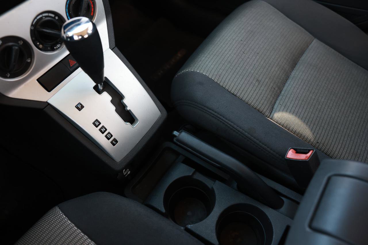 Used 2009 Dodge Caliber SXT image 34