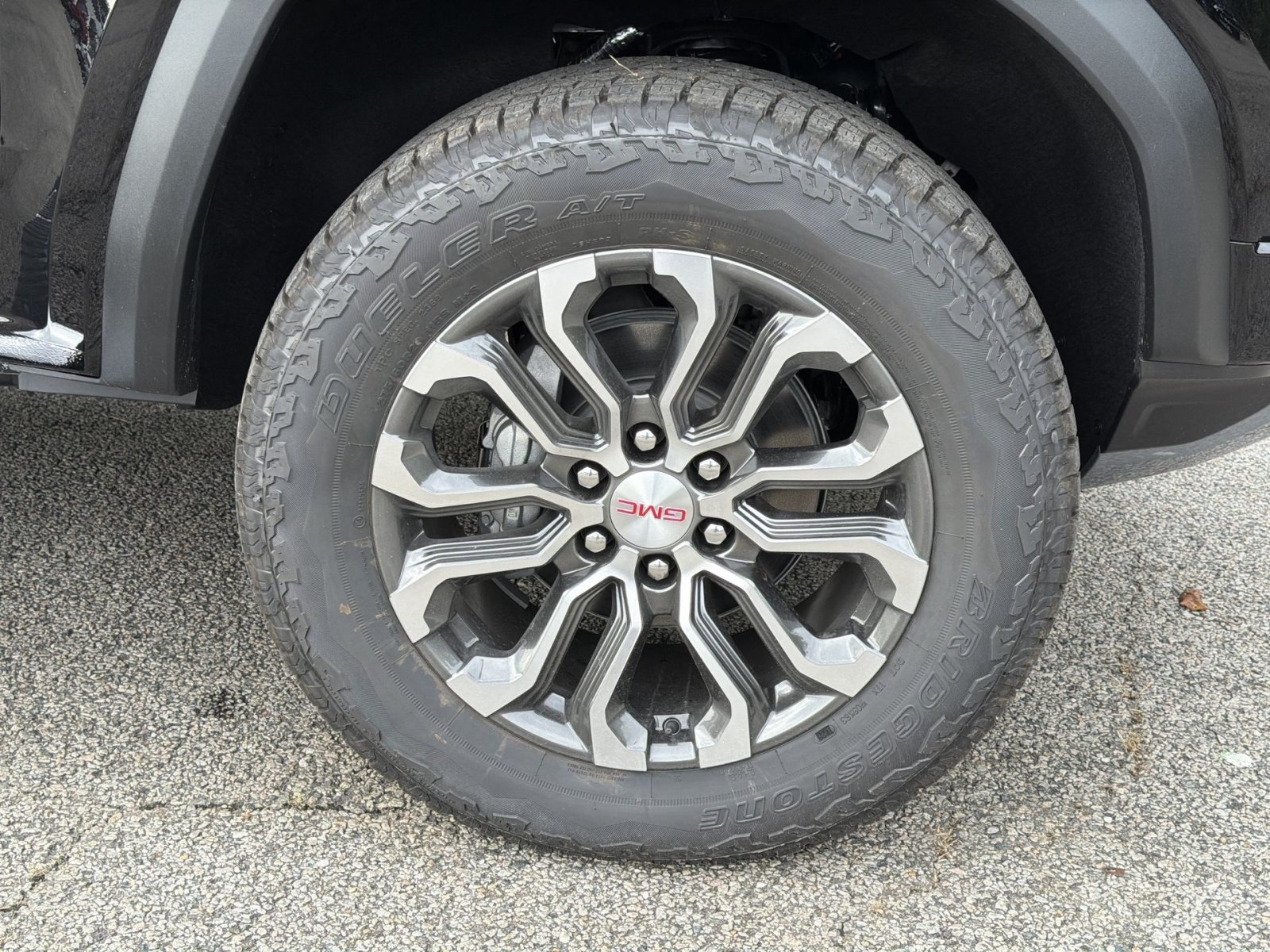 New 2026 GMC Canyon Denali AWD/4WD image 12