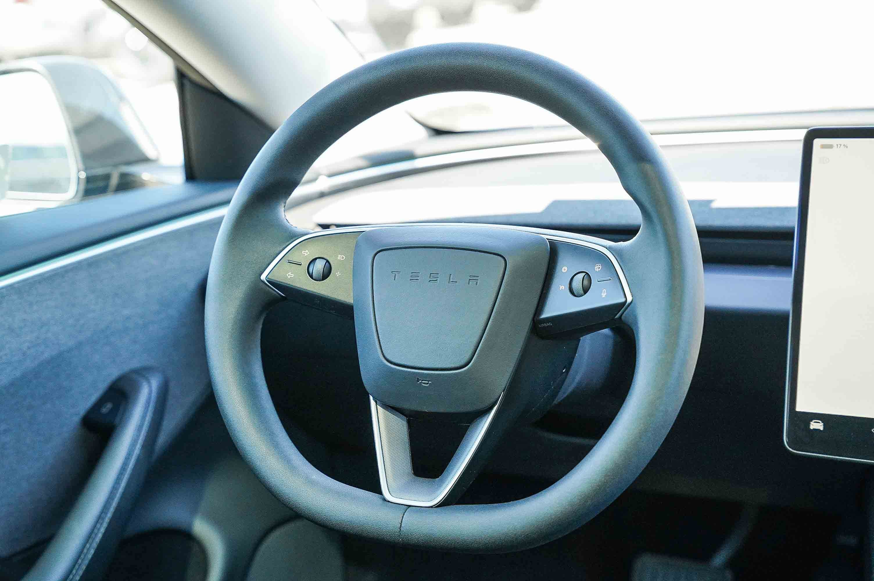 Used 2025 Tesla Model 3 Long Range image 15
