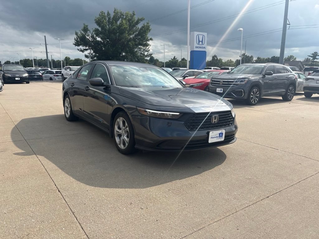 Used 2023 Honda Accord LX image 3