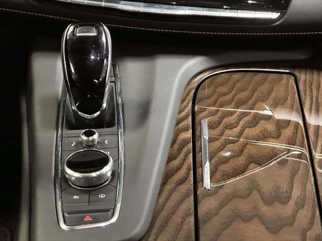 Used 2024 Cadillac Escalade Premium Luxury Platinum AWD/4WD image 21