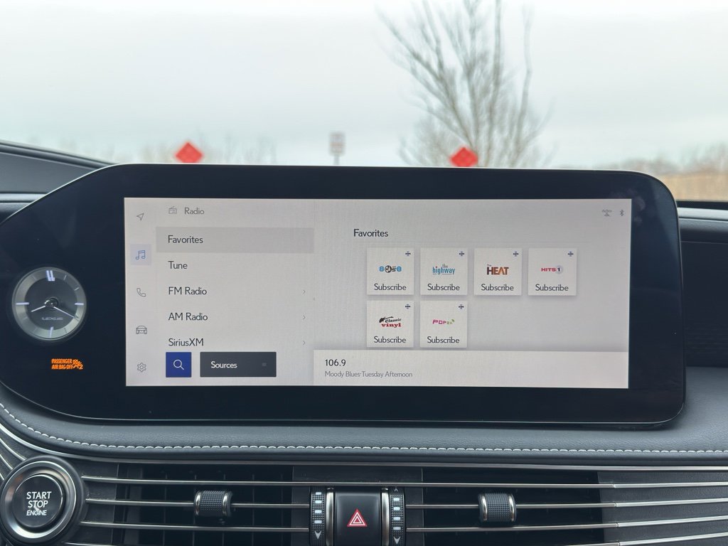 Used 2023 Lexus LS 500 Luxury w/ Luxury Package image 23