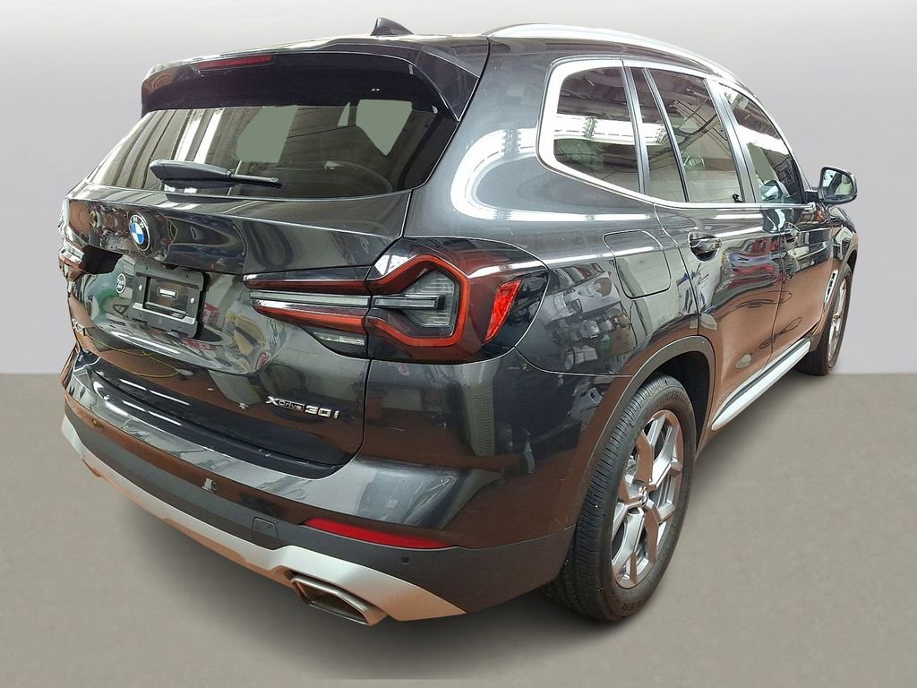 Used 2023 BMW X3 xDrive30i w/ Premium Package image 4