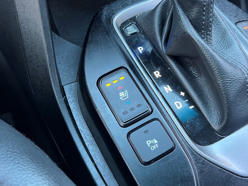 Used 2017 Hyundai Santa Fe Sport image 27