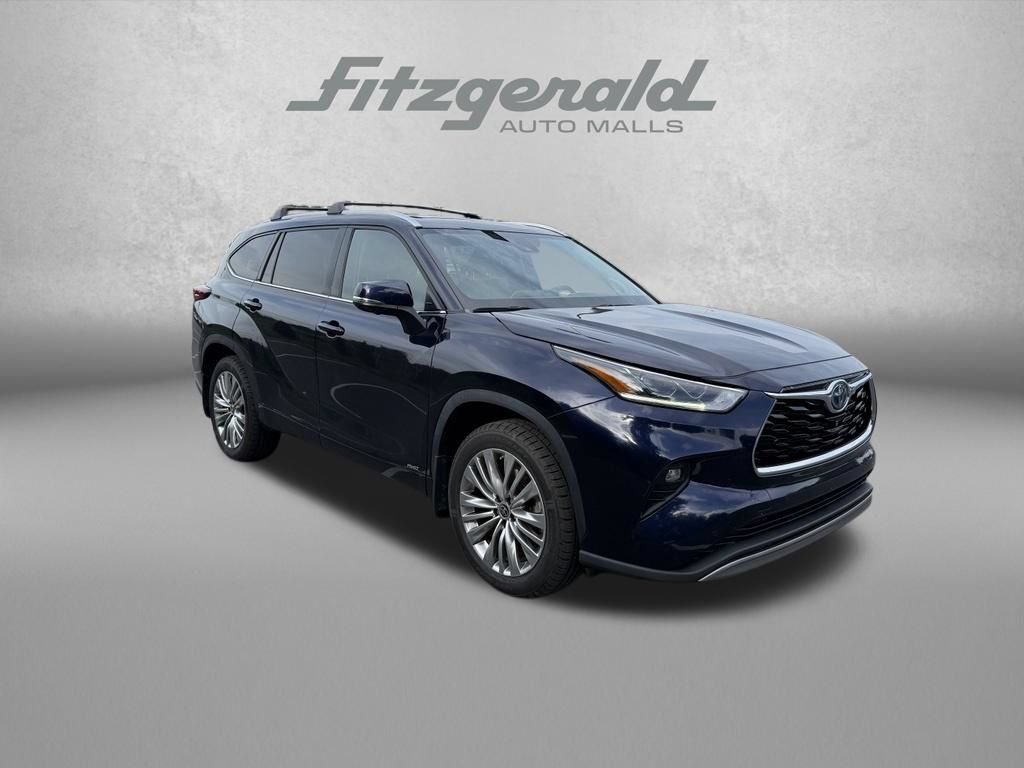 Used 2023 Toyota Highlander Platinum