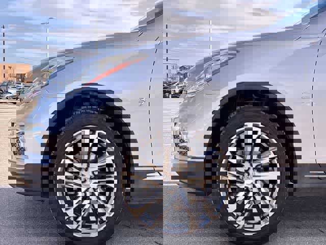 Used 2017 INFINITI QX50 2WD w/ Deluxe Touring Package image 14