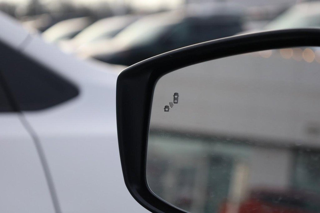 New 2025 Nissan Versa SV w/ Trunk Package image 18