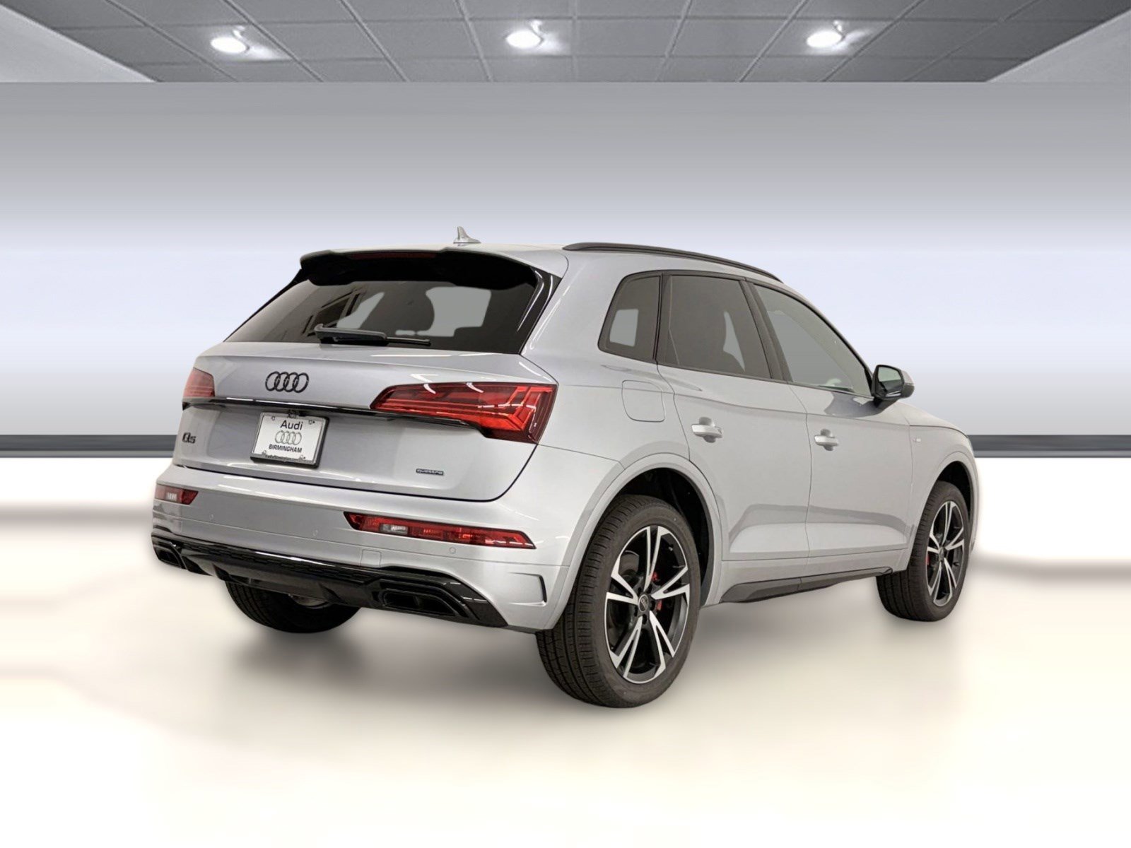 Certified 2025 Audi Q5 2.0T Premium Plus w/ Premium Plus Package AWD/4WD image 9