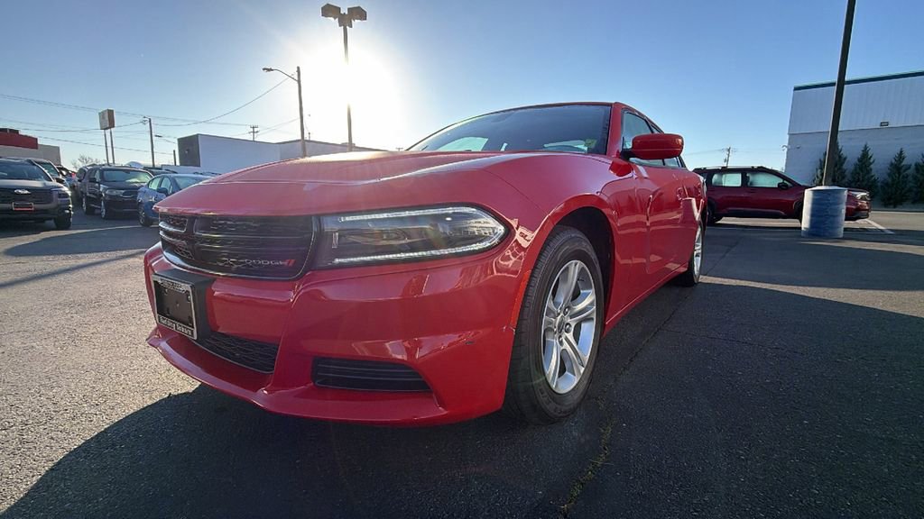 Used 2022 Dodge Charger SXT image 9