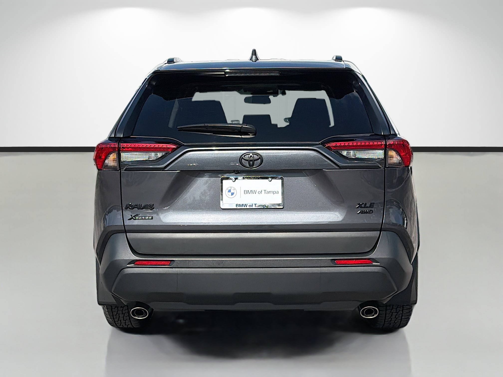 Used 2025 Toyota RAV4 XLE w/ Convenience Package AWD/4WD image 4