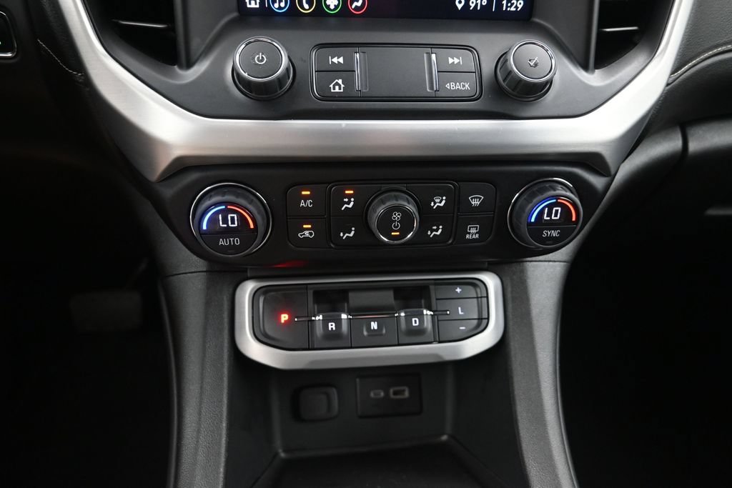 Used 2023 GMC Acadia SLE FWD image 17