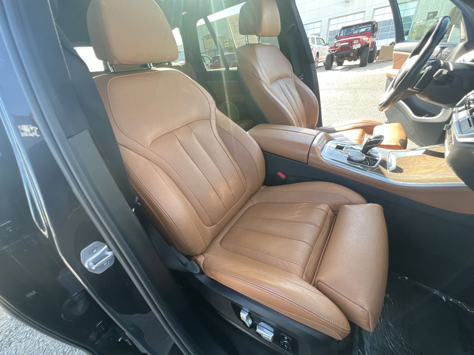 Used 2019 BMW X5 xDrive40i w/ Luxury Seating Package AWD/4WD image 35